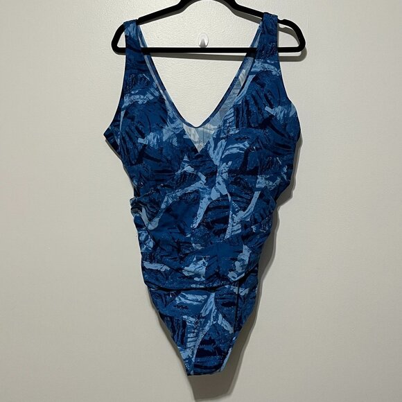 LL Bean Womens Shaping Swimwear Tanksuit Size 22W Blue Ruched Printed UPF 50+ - Picture 1 of 8